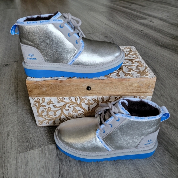 UGG KidsKisses Neumel Boot